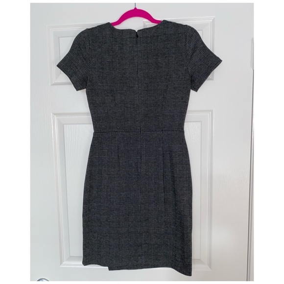 Banana Republic Dress - Picture 2 of 3